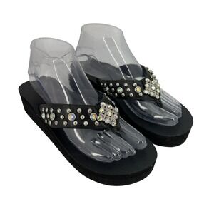 Gotta Flurt‎ Anna Shoes Womens Size 8 Wedge Flip Flop Sandals Studded Rhinestone